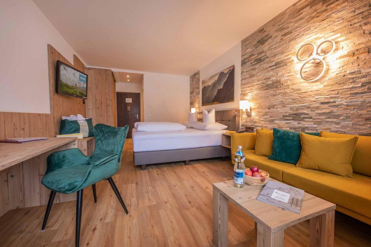 Familien- & Vitalhotel Auenhof Fulpmes Εξωτερικό φωτογραφία