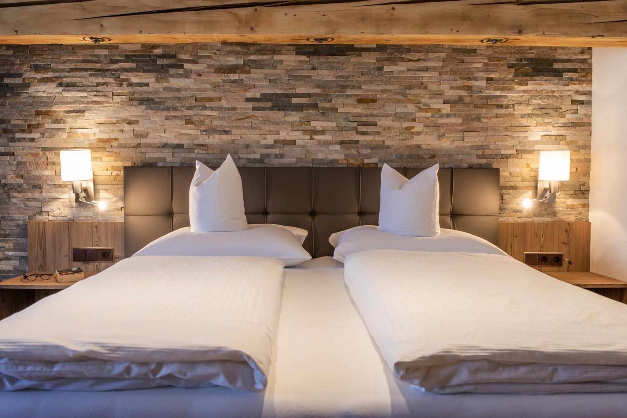 Familien- & Vitalhotel Auenhof Fulpmes Εξωτερικό φωτογραφία