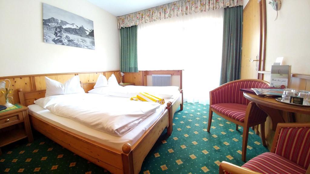 Familien- & Vitalhotel Auenhof Fulpmes Εξωτερικό φωτογραφία